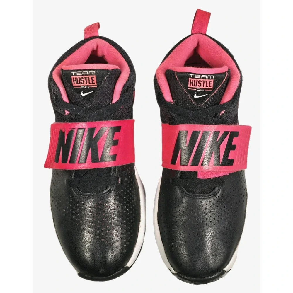 Nike Team Hustle D8 GS 'Black Racer Pink' Youth Basketball Shoes 5Y 881941-002